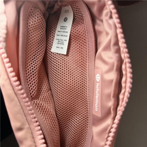 lululemon everywhere belt bag & Crossbody bag & - Picture 7 of 8